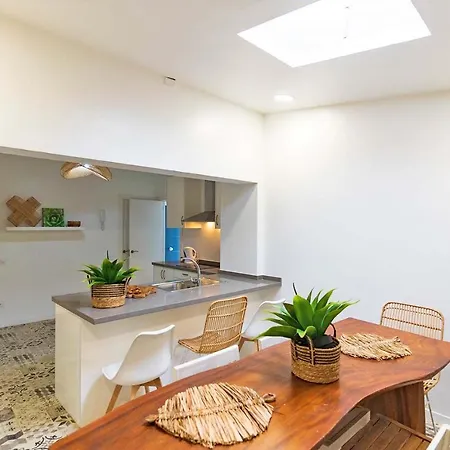 Willa Tenerife Deluxe *